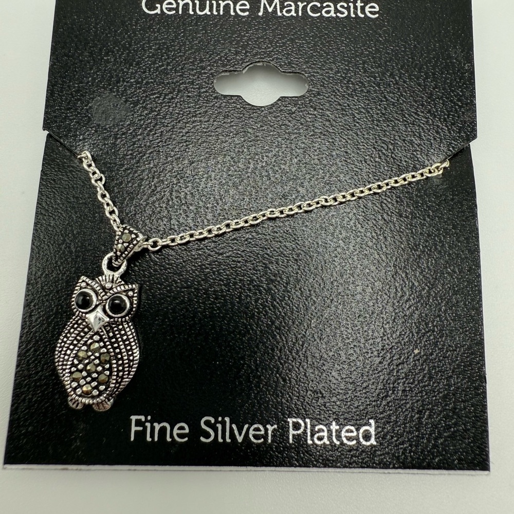 Source Unknown Silver Owl Necklace